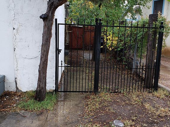 3rd image of 118 Walter St NE