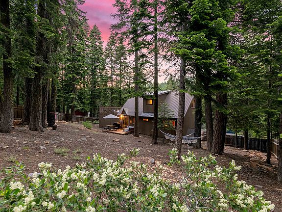 3rd image of 1133 Regency Way