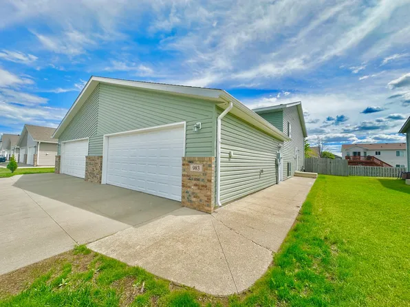 983 42nd Ave W, West Fargo, ND 58078