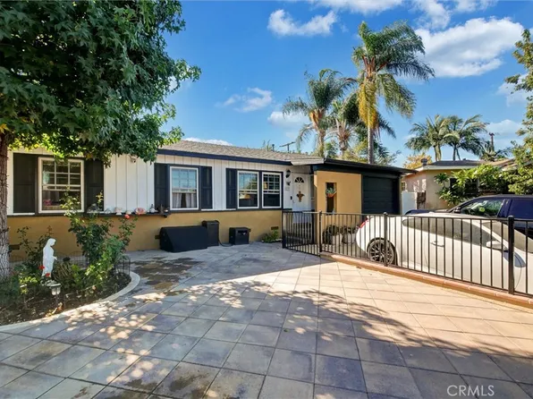 227 Oak Pl, Brea, CA 92821