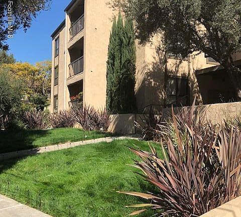 2nd image of 170 N Grand Ave APT 106