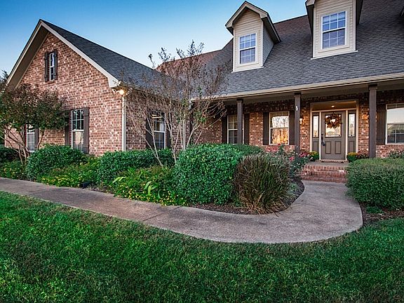 3rd image of 120 Page Creek Dr