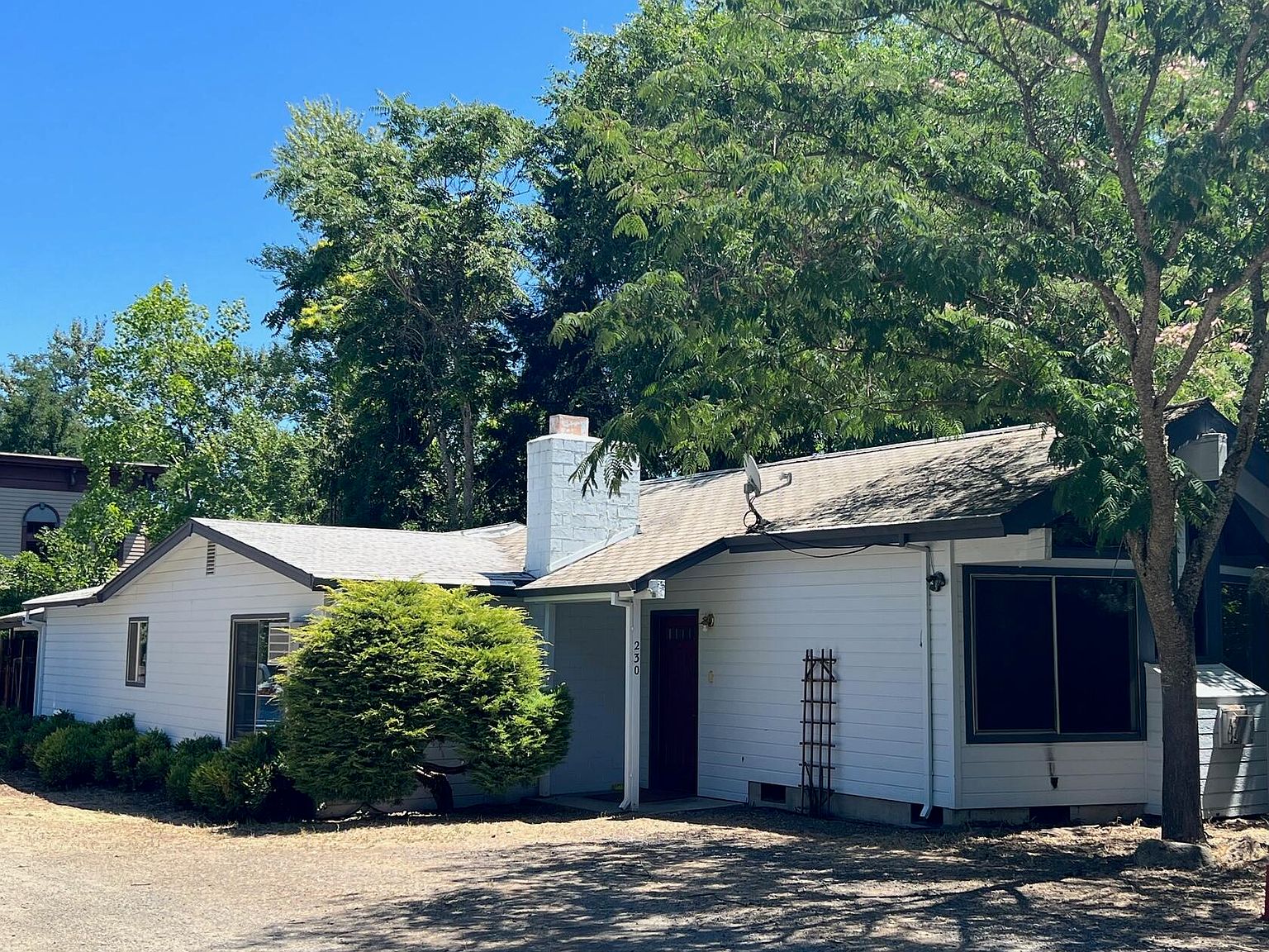 230 Blackstone Aly, Jacksonville, OR 97530 MLS 220167754 Zillow