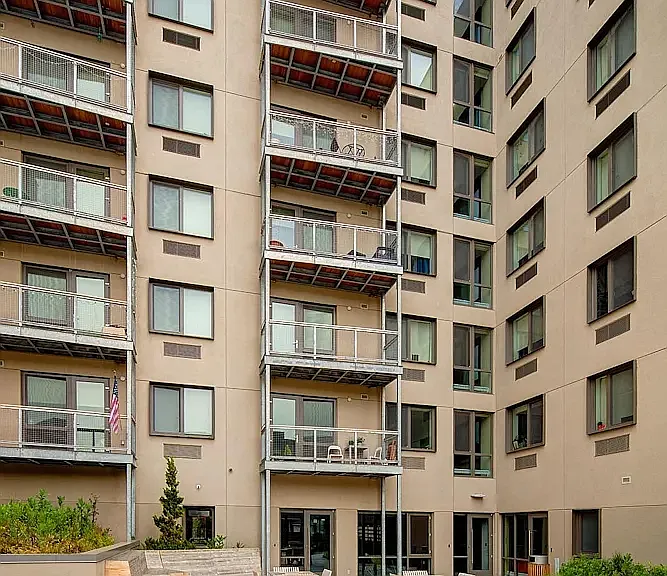 22 Caton Pl #2L — Photo 12