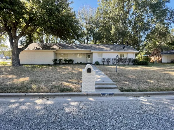 1007 Forrest Ln, Carthage, TX 75633