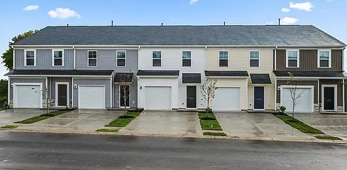 161 Randwick Ln Photo 1