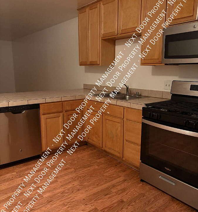 1st image of 1100 Evelyn Ln APT C