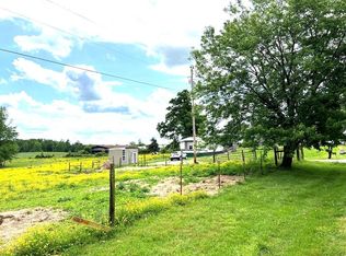 122/120 Glory Ln, Sparta, TN 38583