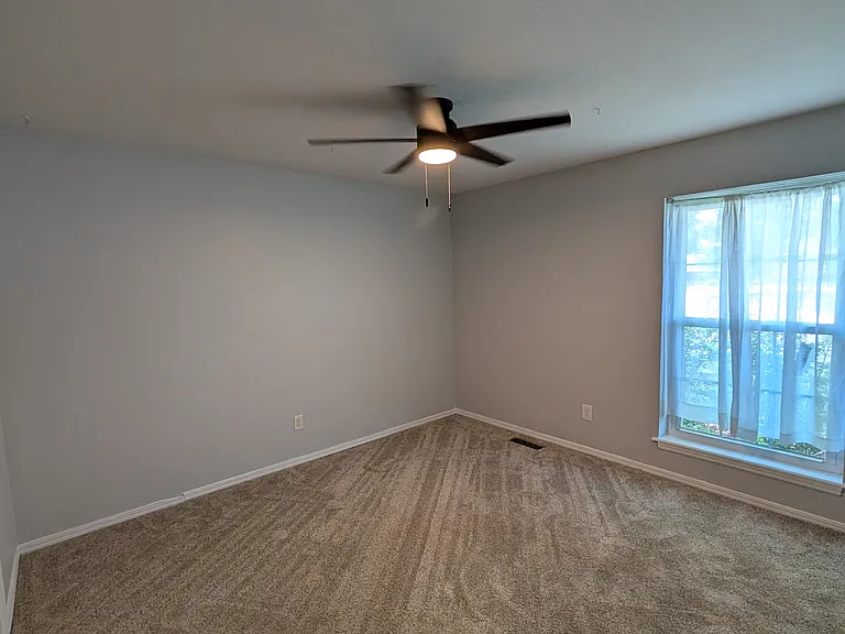 10133 Bromley Ct — Photo 23