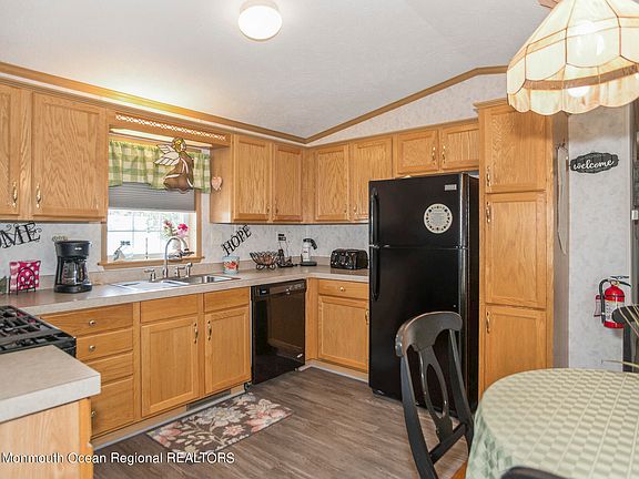 4th image of 1405 Anvil Way