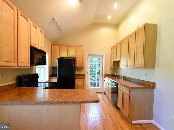 5th image of 1609 Trenton Dr