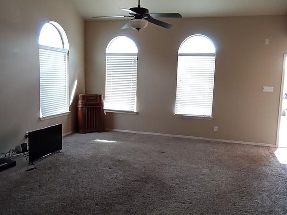 4th image of 117 Salado River Pl