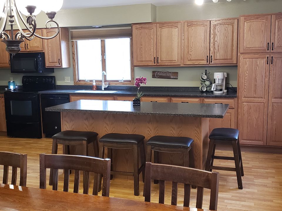 1st image of 419 Oakridge Dr