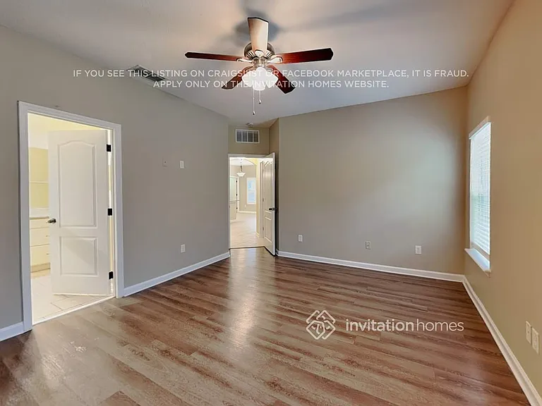 236 Tadcaster Ct — Photo 9
