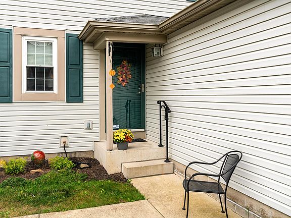2nd image of 7360 Donovan Dr