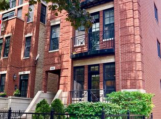 814 W Buckingham Pl APT 1, Chicago, IL 60657