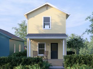 46 Potters Ct, Pacific Beach, WA 98571