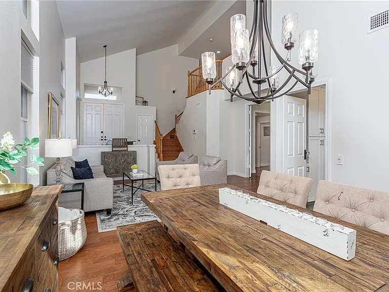 15464 Borges Dr — Photo 27