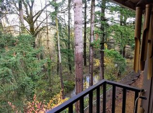 11990 SW Corby Dr APT 1, Portland, OR 97225