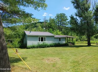 671 New Hague Rd, Ticonderoga, NY 12883