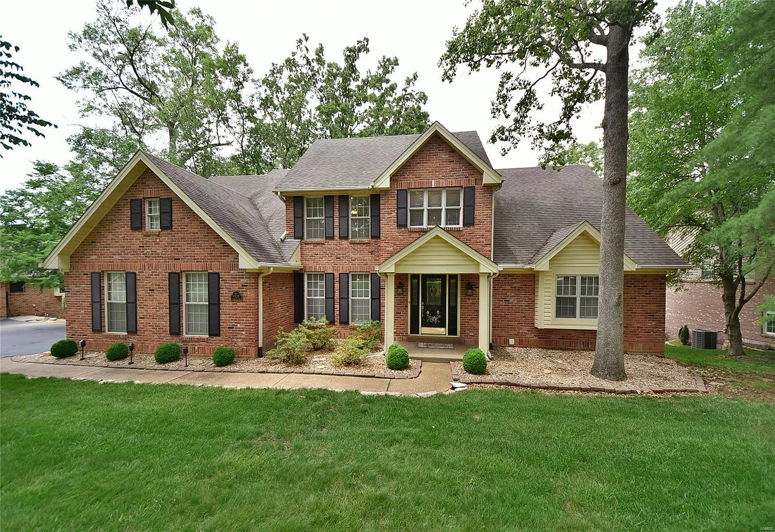 9833 Eagle Hill Ln photo 1