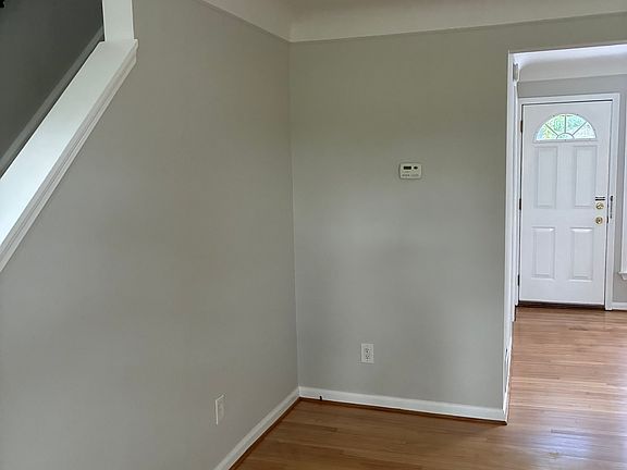 4th image of 520 W Stadium Blvd