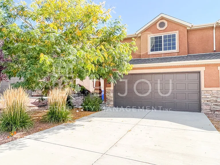 4247 Rosalie St — Photo 2