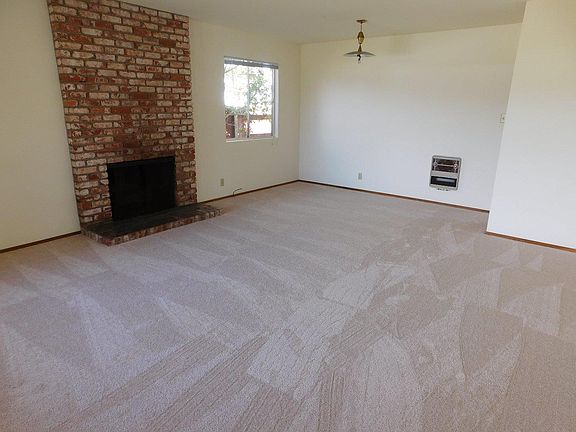 4th image of 436 Central Ave