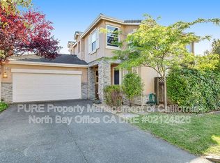 262 Windsor Dr, Petaluma, CA 94952