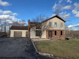 217 View St, Kingwood, WV 26537