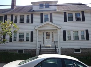 39 Trapelo St, Brighton, MA 02135