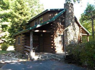 400 Hunter St, Burnsville, NC 28714