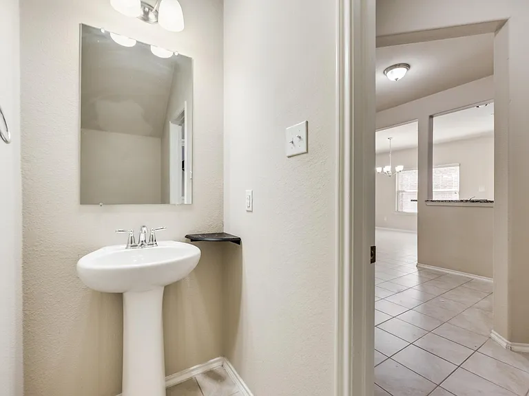 9825 Prairie Dog Ln — Photo 14