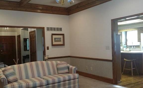 5th image of 1030 SE Timbercreek Ln