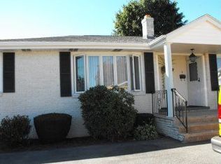 11 Aldrich Ave, Cranston, RI 02920