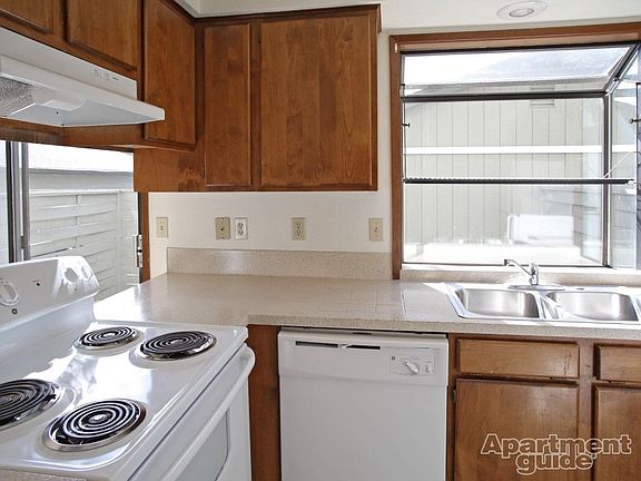 4th image of 9307 Skokomish Way NE APT 1