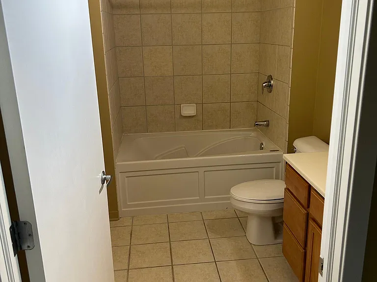 100 W 5th St #810 — Photo 12