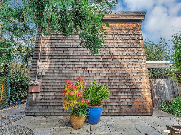 2223 Ward St #A — Photo 3