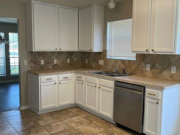 2nd image of 15519 Forest Creek Farms Dr