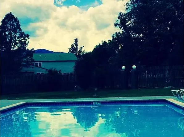 3385 Talisman Ct APT B, Boulder, CO 80301