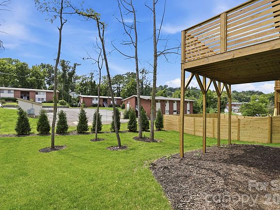 5th image of 45 Johnson Dr #4