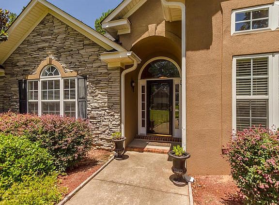 2nd image of 4223 Aerie Cir