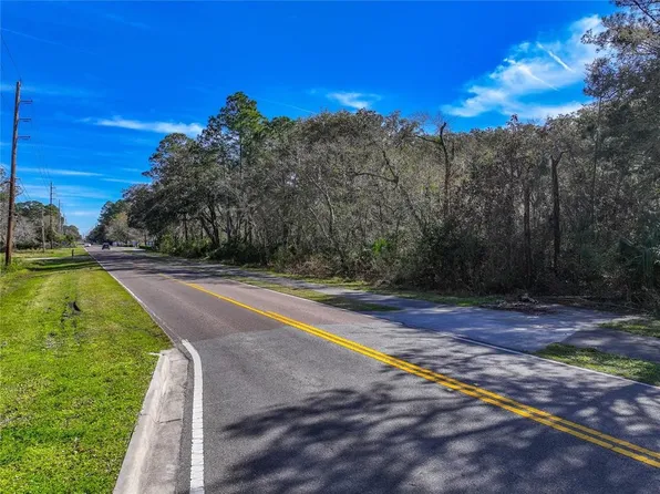 1456 Simmons Rd, Fernandina Beach, FL 32034