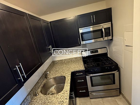 3rd image of 135 Freeman St #709