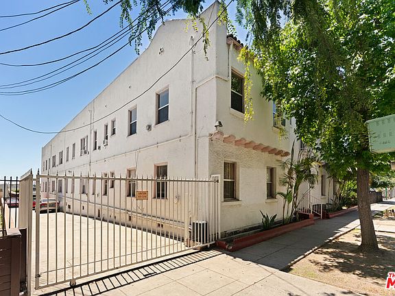2nd image of 4408 Lockwood Ave