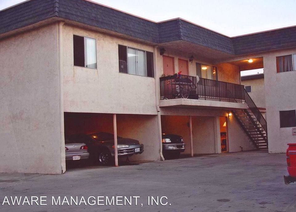 2nd image of 805 10th St APT I
