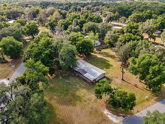 4th image of 4720 Indian Oak Blvd