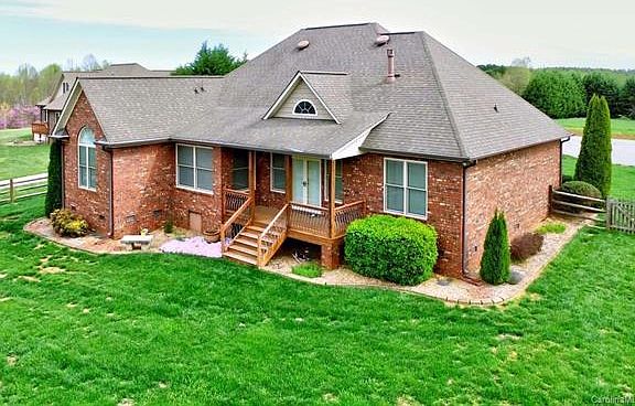 4th image of 118 Ladybug Ct