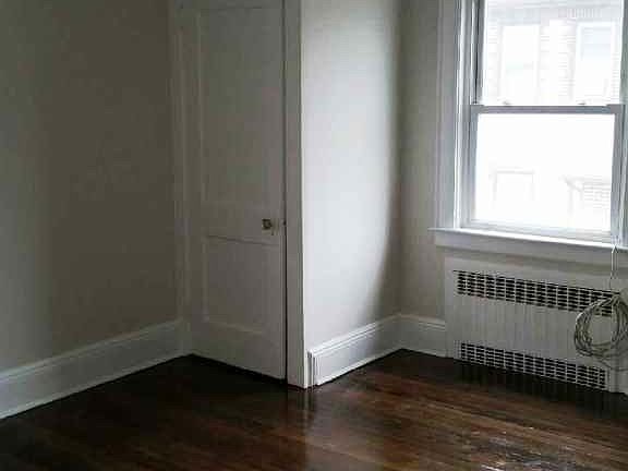 4th image of 20 Thompson Pl Unit 2