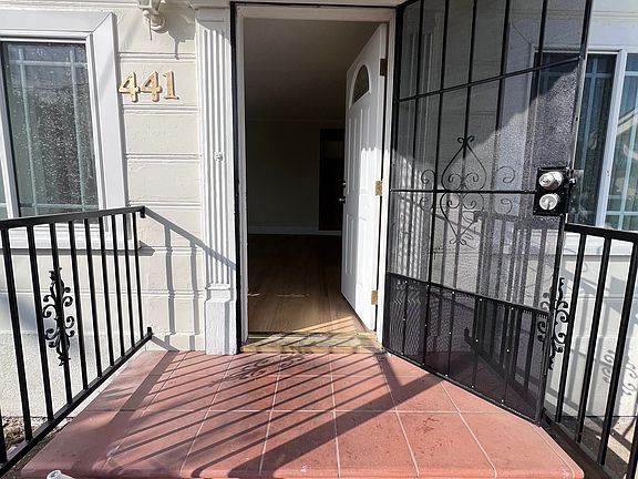 2nd image of 441 S Montebello Blvd